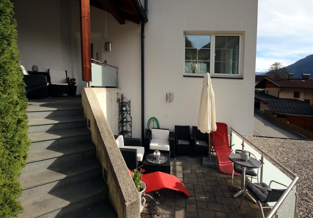 Apartments Schloss-Weissenstein-Strasse Matrei in Osttirol Luaran gambar